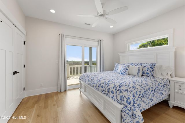 221 Porto Vista Drive, N Topsail Beach, NC 28460