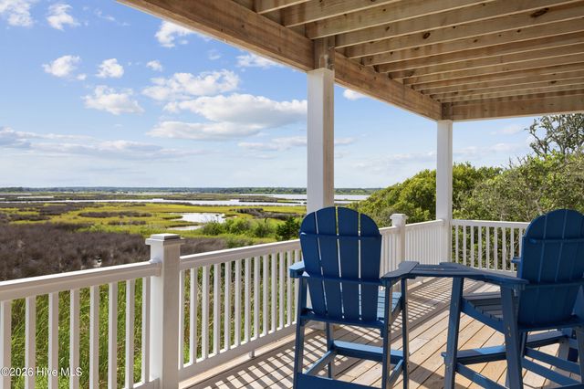 221 Porto Vista Drive, N Topsail Beach, NC 28460