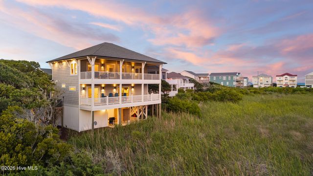 221 Porto Vista Drive, N Topsail Beach, NC 28460