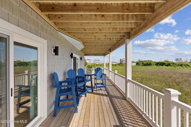 221 Porto Vista Drive, N Topsail Beach, NC 28460