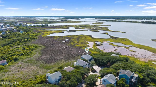 221 Porto Vista Drive, N Topsail Beach, NC 28460