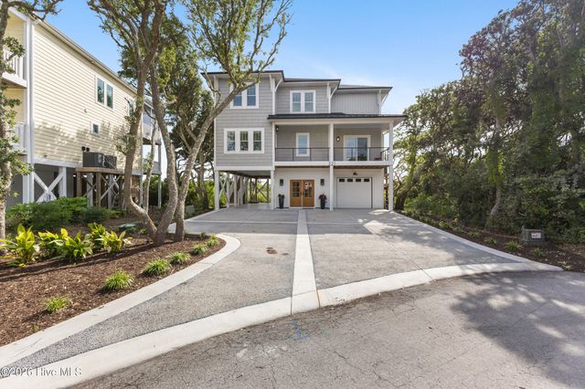 221 Porto Vista Drive, N Topsail Beach, NC 28460