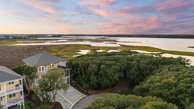 221 Porto Vista Drive, N Topsail Beach, NC 28460