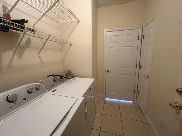 10 LEWIS SHIRE PLACE, Palm Coast, FL 32137