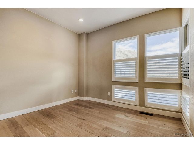 1877 Grayside Cir, Castle Rock, CO 80109