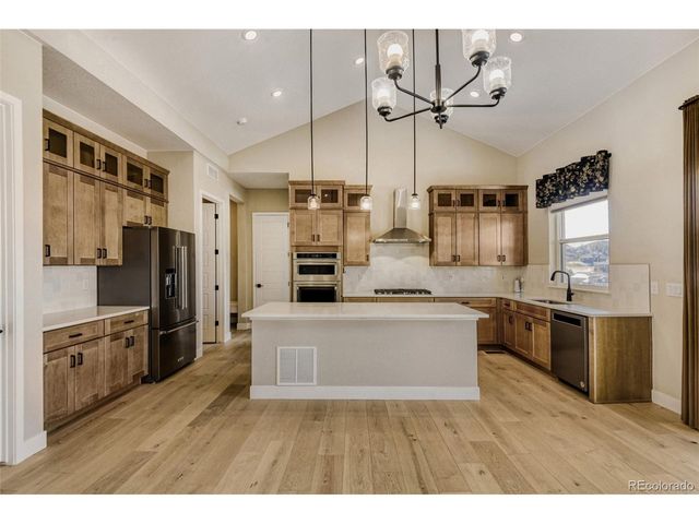 1877 Grayside Cir, Castle Rock, CO 80109