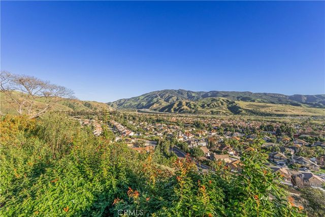 27890 Tamara, Yorba Linda, CA 92887