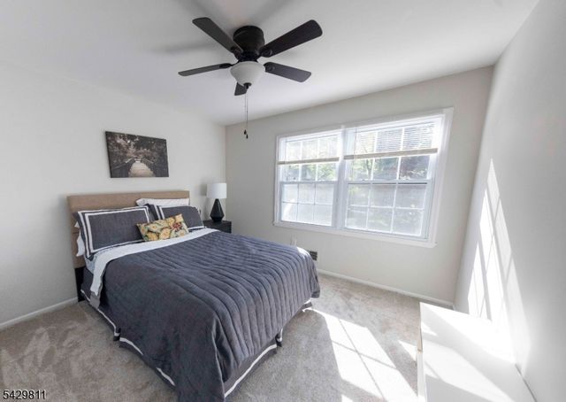 231 Sutphin Ln, Hillsborough Twp., NJ 08844