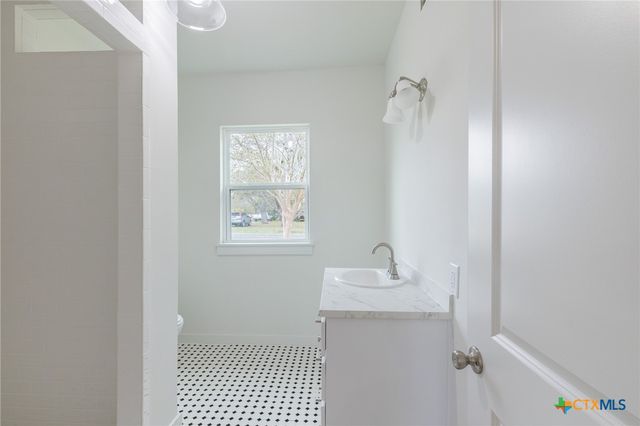 610 N Fair Street, Gonzales, TX 78629