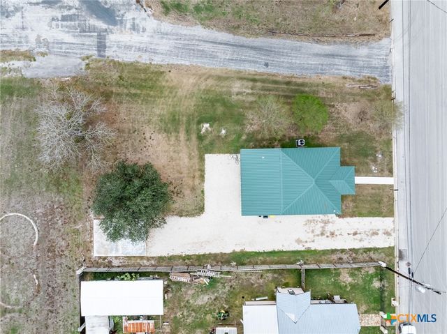 610 N Fair Street, Gonzales, TX 78629