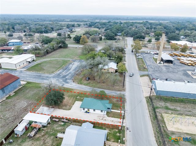 610 N Fair Street, Gonzales, TX 78629