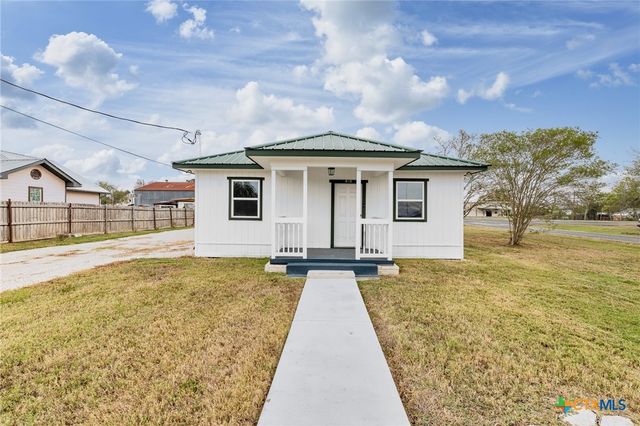 610 N Fair Street, Gonzales, TX 78629