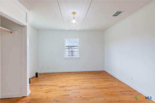 610 N Fair Street, Gonzales, TX 78629