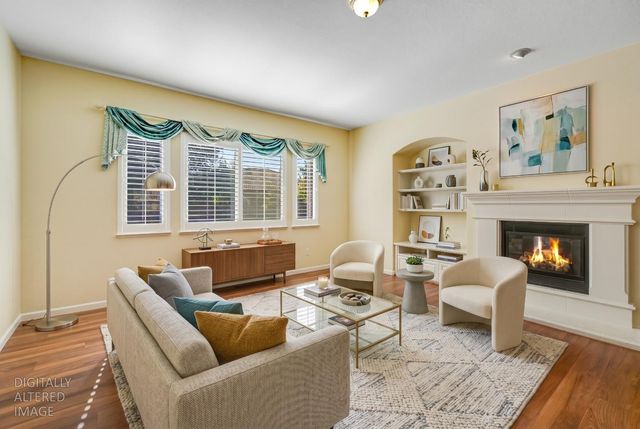 2713 Robinson Creek Ln, Elk Grove, CA 95758