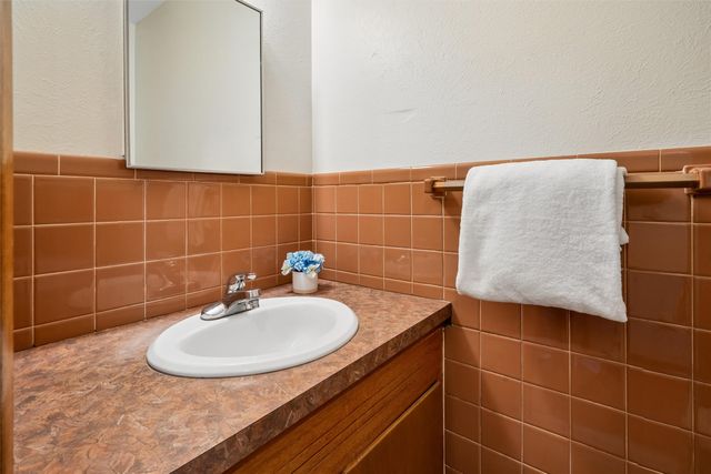 2906 39th Street, Des Moines, IA 50310