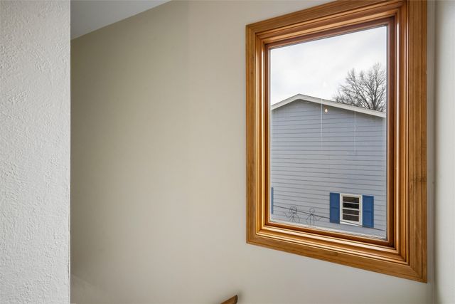 2906 39th Street, Des Moines, IA 50310