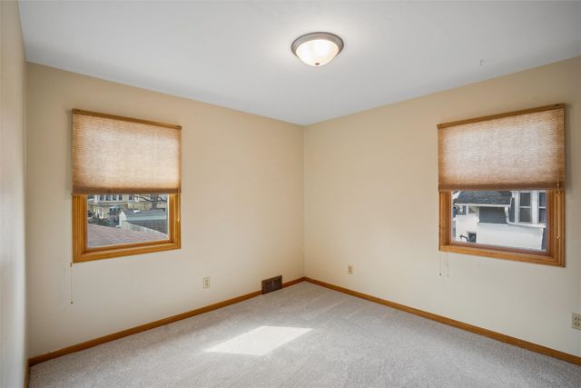 2906 39th Street, Des Moines, IA 50310