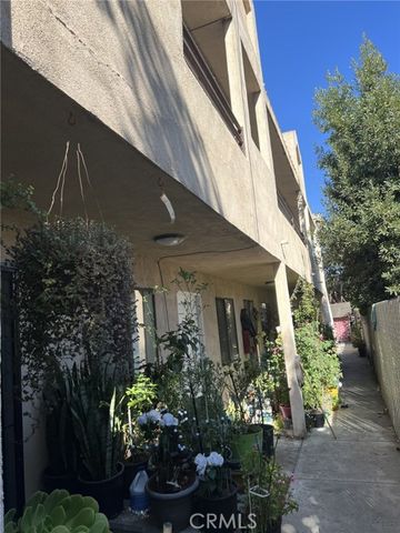 1034 S Herbert Street, East Los Angeles, CA 90023