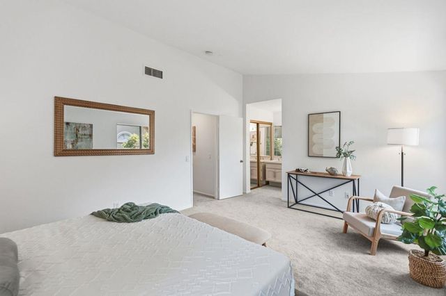 3821 Creststone Pl., San Diego, CA 92130