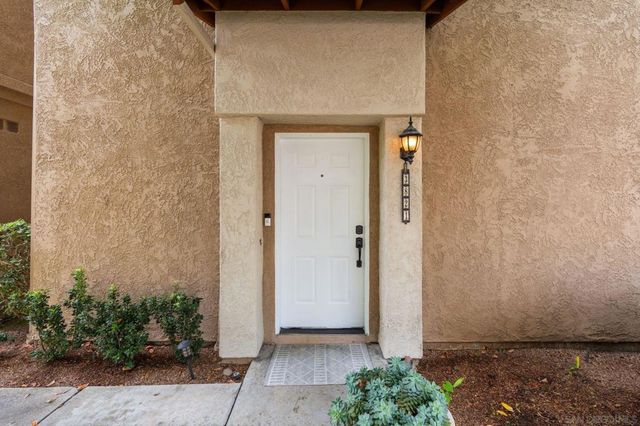3821 Creststone Pl., San Diego, CA 92130