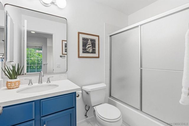 3821 Creststone Pl., San Diego, CA 92130