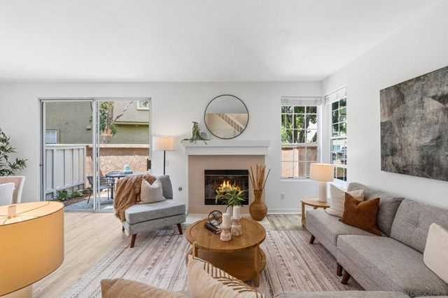 3821 Creststone Pl., San Diego, CA 92130