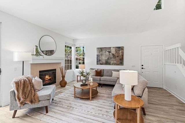 3821 Creststone Pl., San Diego, CA 92130