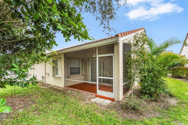 15465 Lake Gardenia Place, Delray Beach, FL 33484