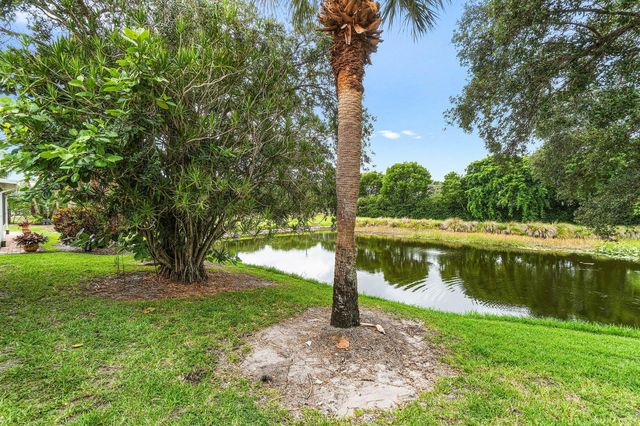 15465 Lake Gardenia Place, Delray Beach, FL 33484