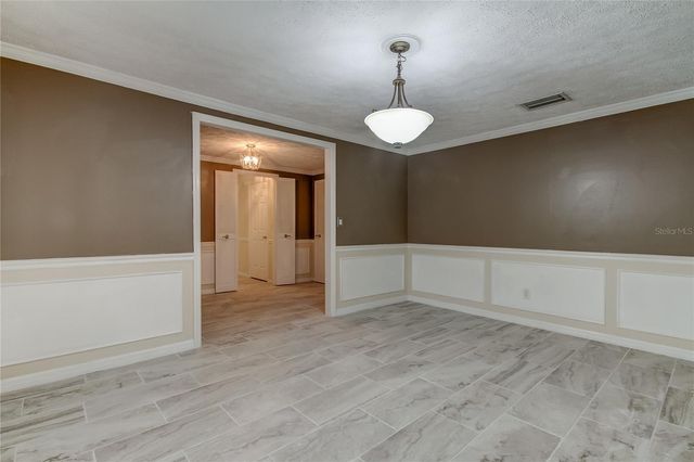 10406 RECLINATA LANE, Tampa, FL 33618