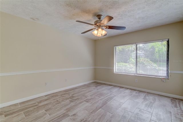 10406 RECLINATA LANE, Tampa, FL 33618