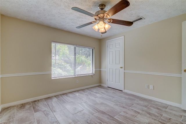 10406 RECLINATA LANE, Tampa, FL 33618