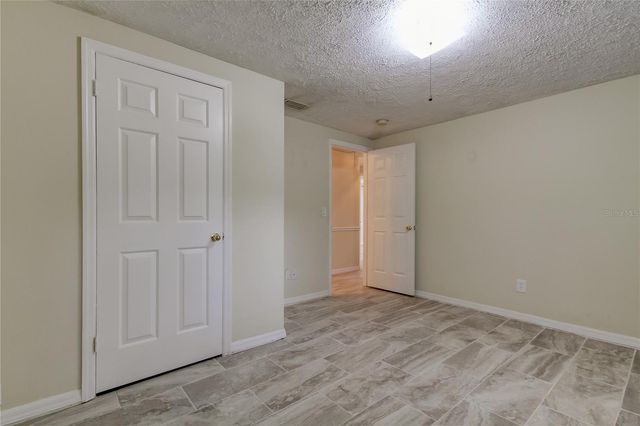 10406 RECLINATA LANE, Tampa, FL 33618