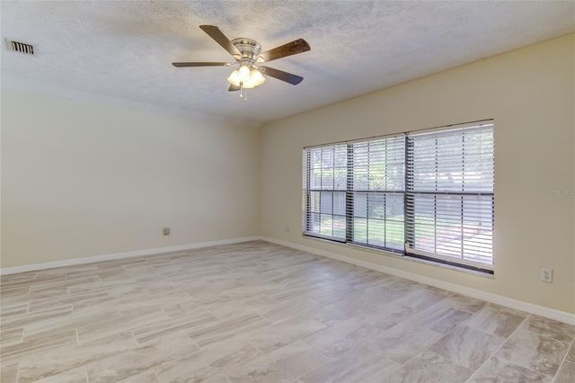 10406 RECLINATA LANE, Tampa, FL 33618