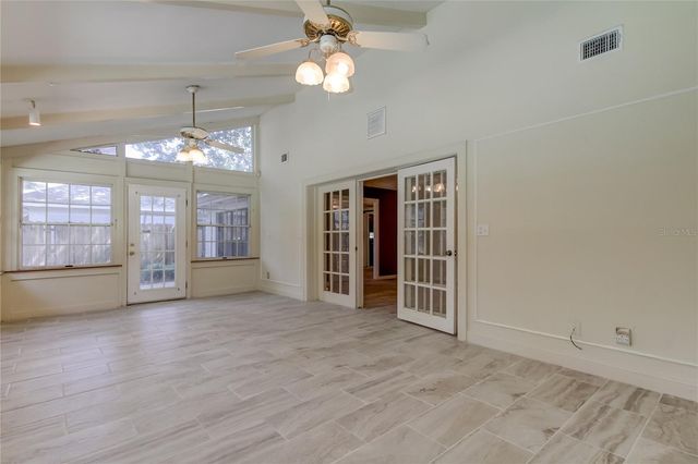 10406 RECLINATA LANE, Tampa, FL 33618