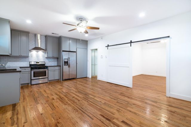 4734 Bell Street, Houston, TX 77023