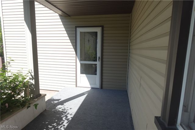 734 Main Street, Bridgeport, OH 43912