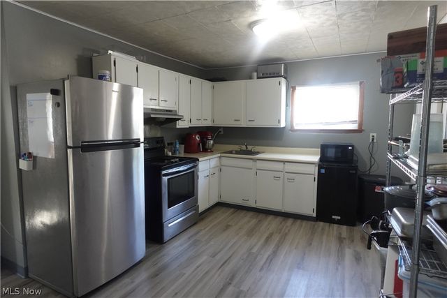 734 Main Street, Bridgeport, OH 43912