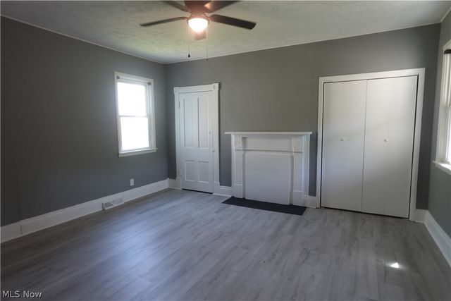 734 Main Street, Bridgeport, OH 43912