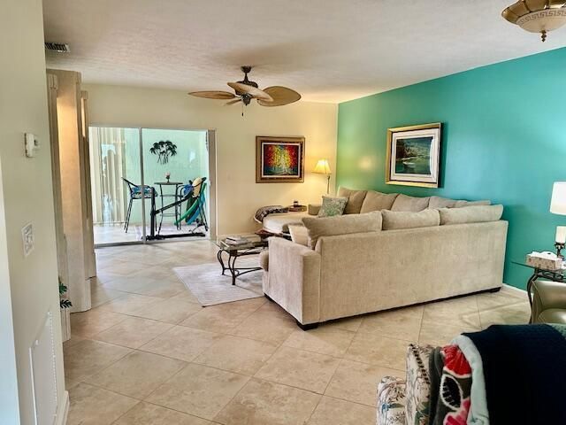 2183 SE Wild Meadow Circle, Port St. Lucie, Port St Lucie, FL 34952