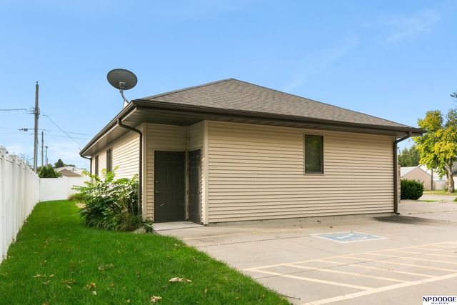 1040 N Bell Street, Fremont, NE 68025