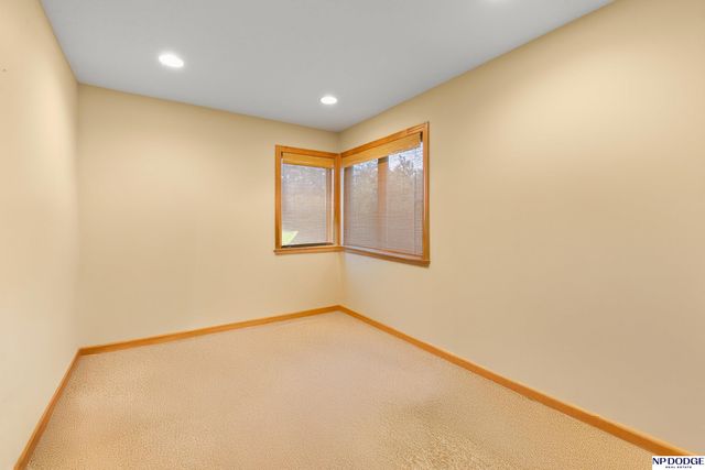 1040 N Bell Street, Fremont, NE 68025