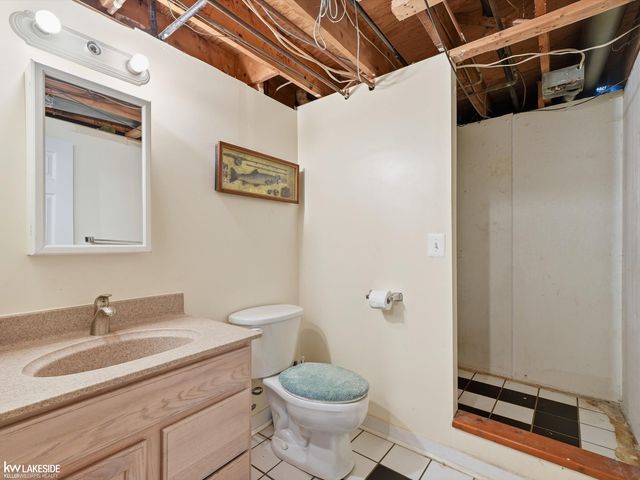 34310 LAKEWOOD Drive, Chesterfield Twp, MI 48047
