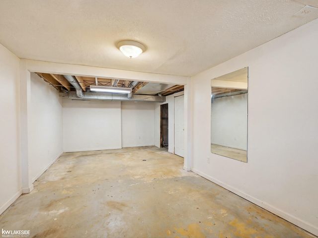 34310 LAKEWOOD Drive, Chesterfield Twp, MI 48047