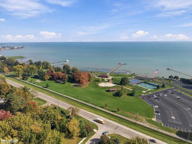 34310 LAKEWOOD Drive, Chesterfield Twp, MI 48047