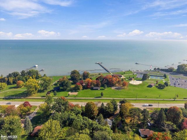34310 LAKEWOOD Drive, Chesterfield Twp, MI 48047