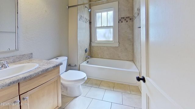 2025 N LAURA Street, Jacksonville, FL 32206