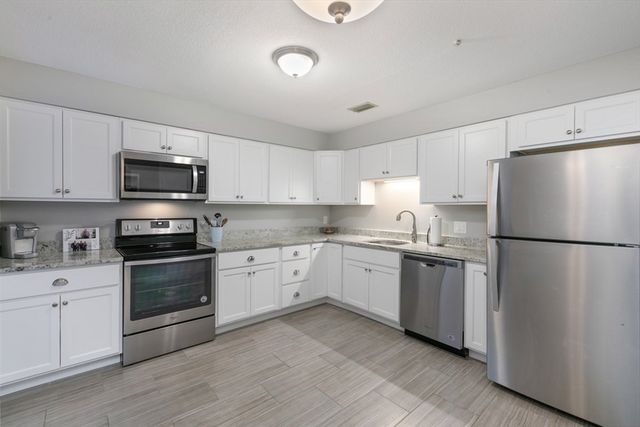 1008 Paraside Road 2E, Swampscott, MA 02176