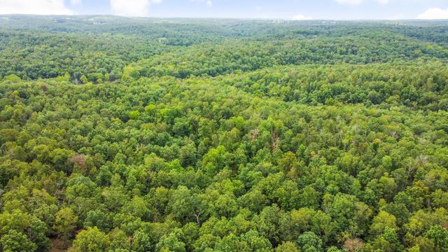 000 County Road 1990, Willow Springs, MO 65793