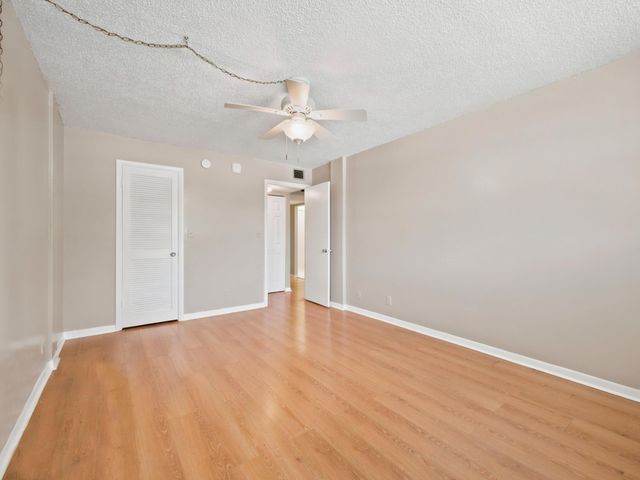 500 Executive Center Drive 2m, West Palm Beach, FL 33401